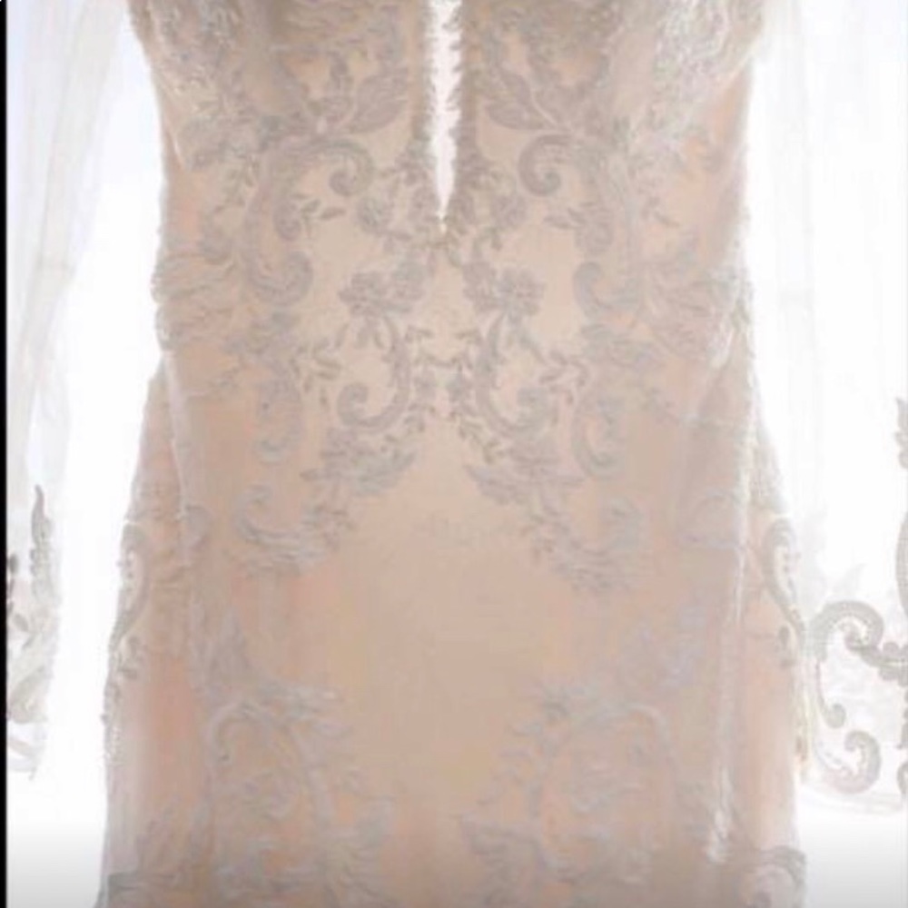 Justin Alexander ivory wedding dress size 12 - Picture 3 of 8